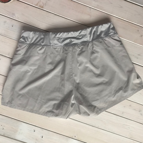 Avia Women's 3 Pair Running Shorts XL - Picture 7 of 16